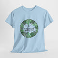 Plant mom t-shirt with a hand-drawn circle of green leaves around the words Plant Mom